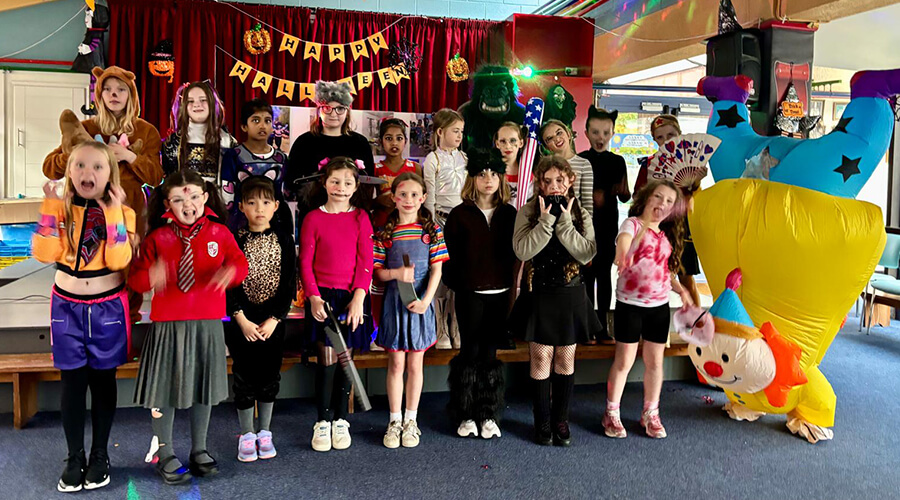 A Spook-tacular Day for a Fang-tastic Cause!